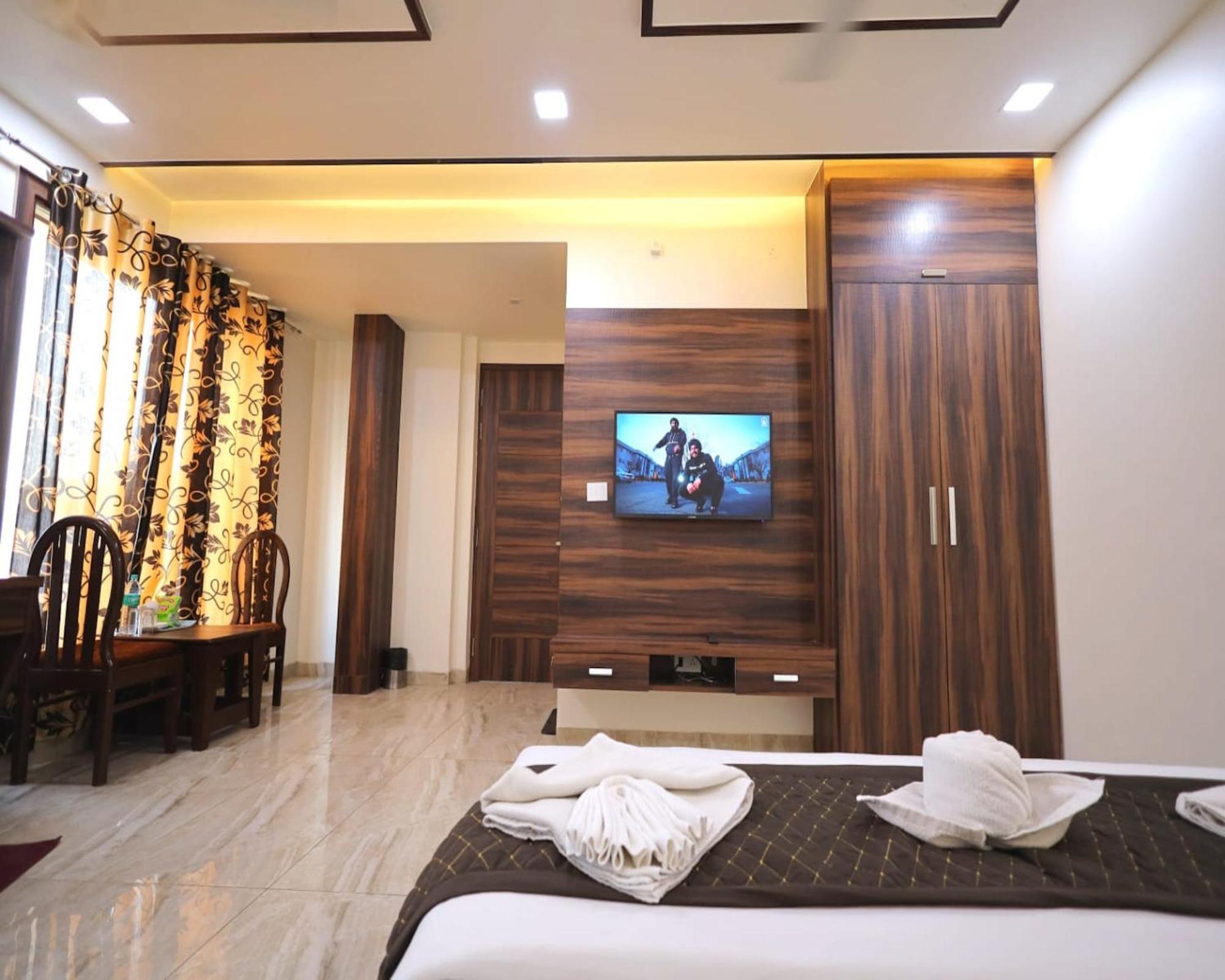 Crown Hotel Agra Near Taj Mahal Kültér fotó