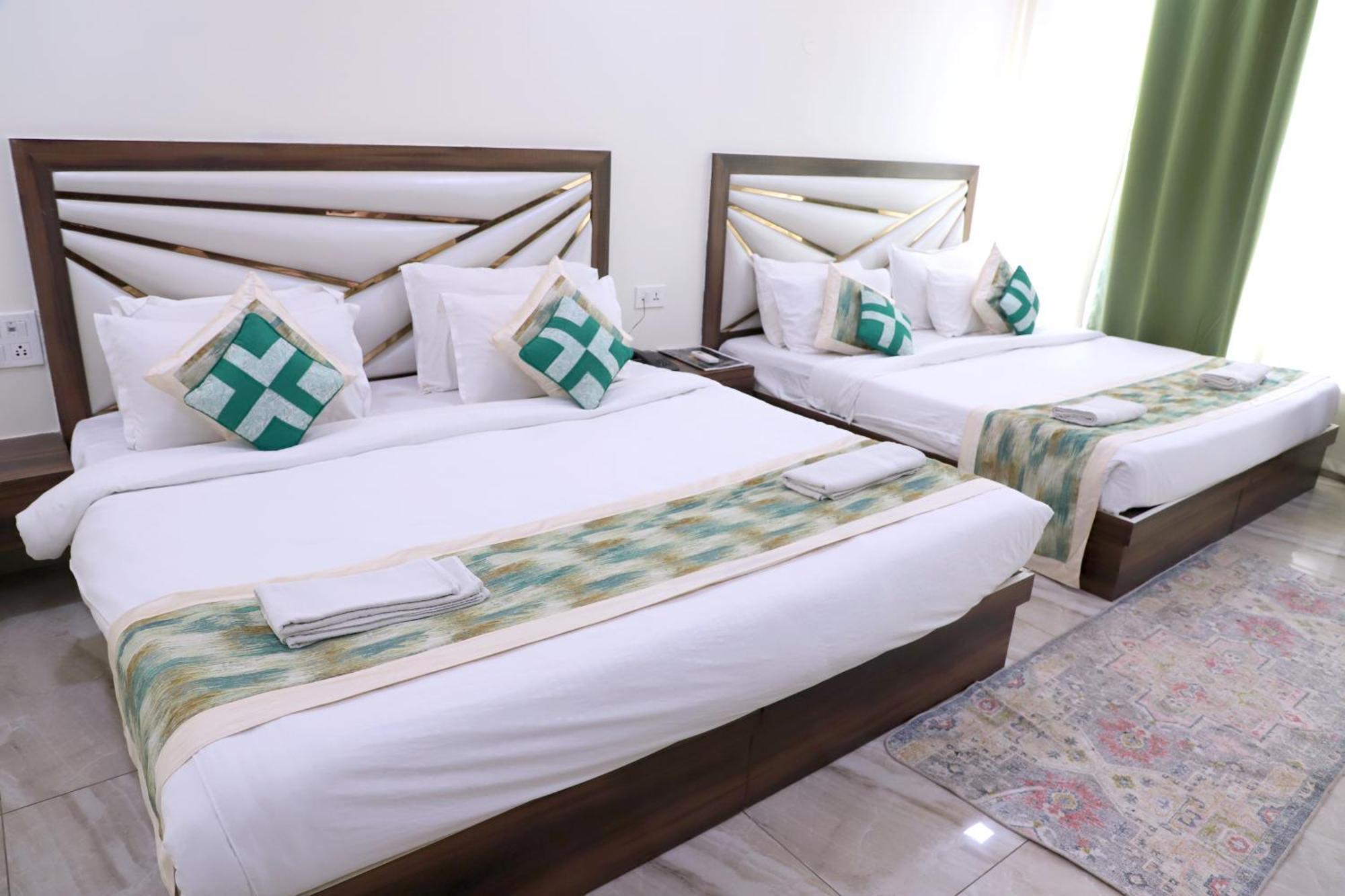 Crown Hotel Agra Near Taj Mahal Kültér fotó
