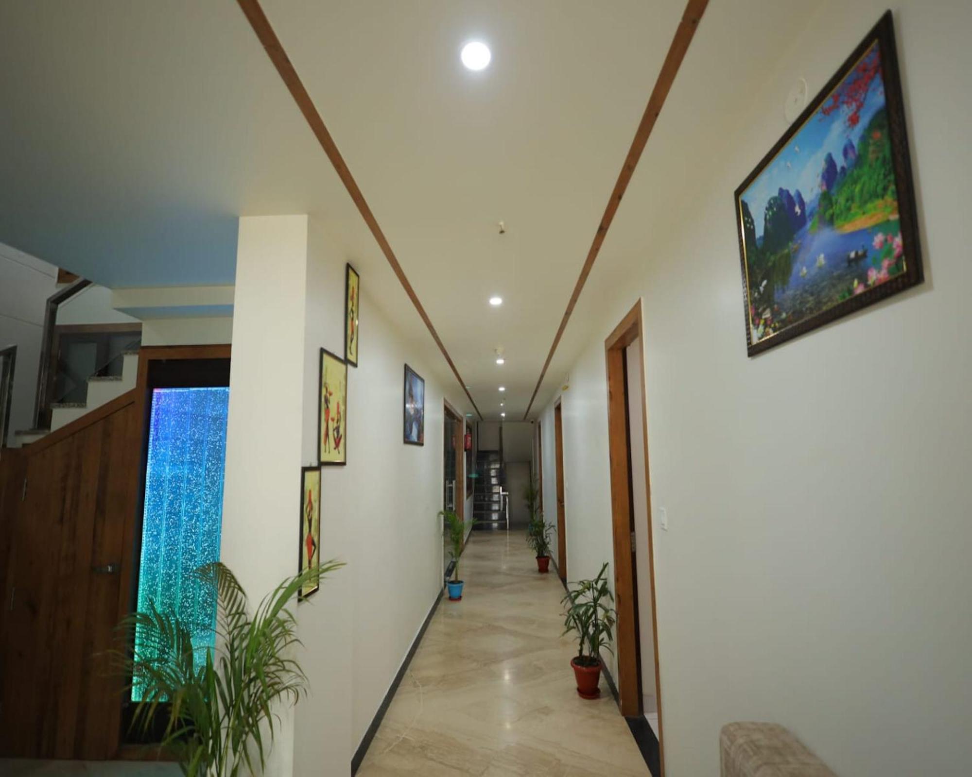 Crown Hotel Agra Near Taj Mahal Kültér fotó