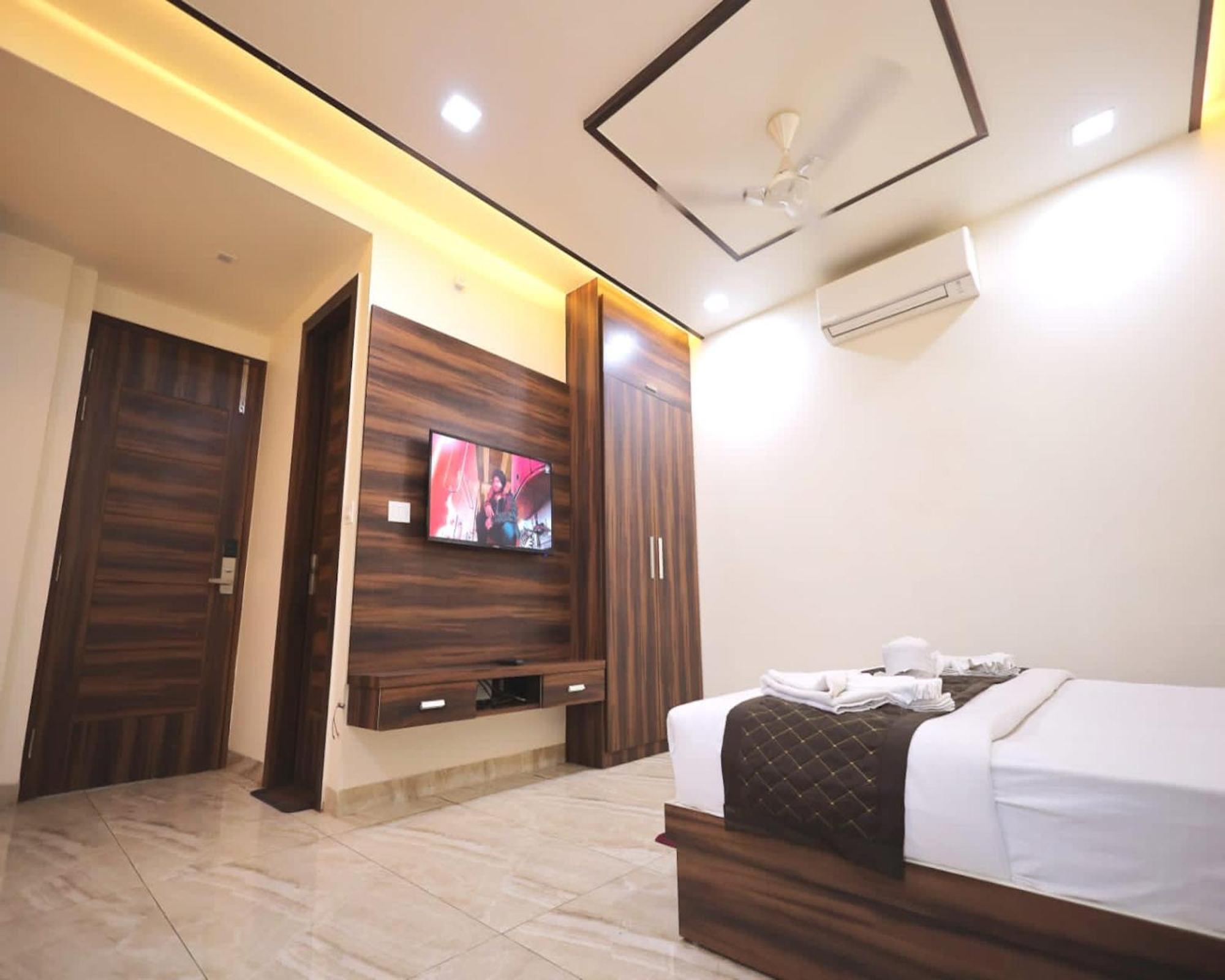 Crown Hotel Agra Near Taj Mahal Kültér fotó